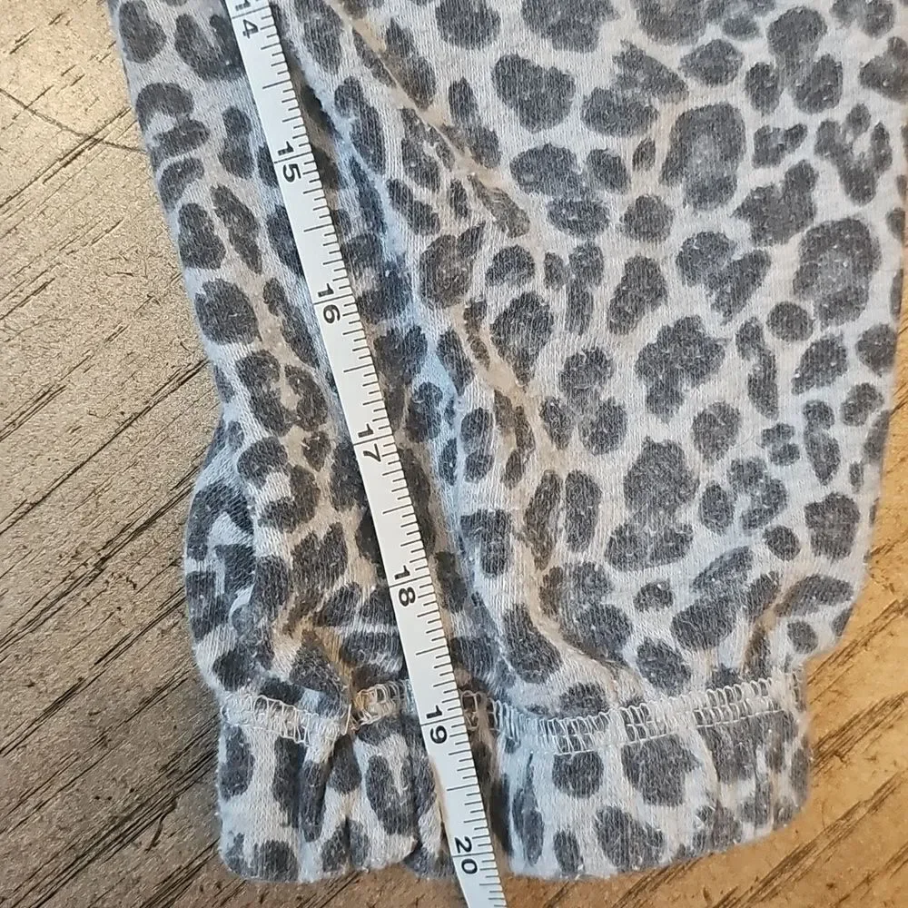 Leopard Print Hoodie and Pants Set Size  M Girls